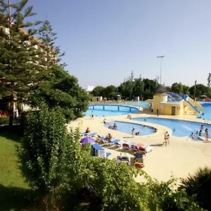 https://precioso-apartamento-con-vistas-al-mar-y-piscinas.hotelsinnerja.org